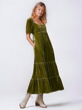 Anthropologie Olive Velvet Tiered Maxi 2 empire puff sleeves ruched lined Dress